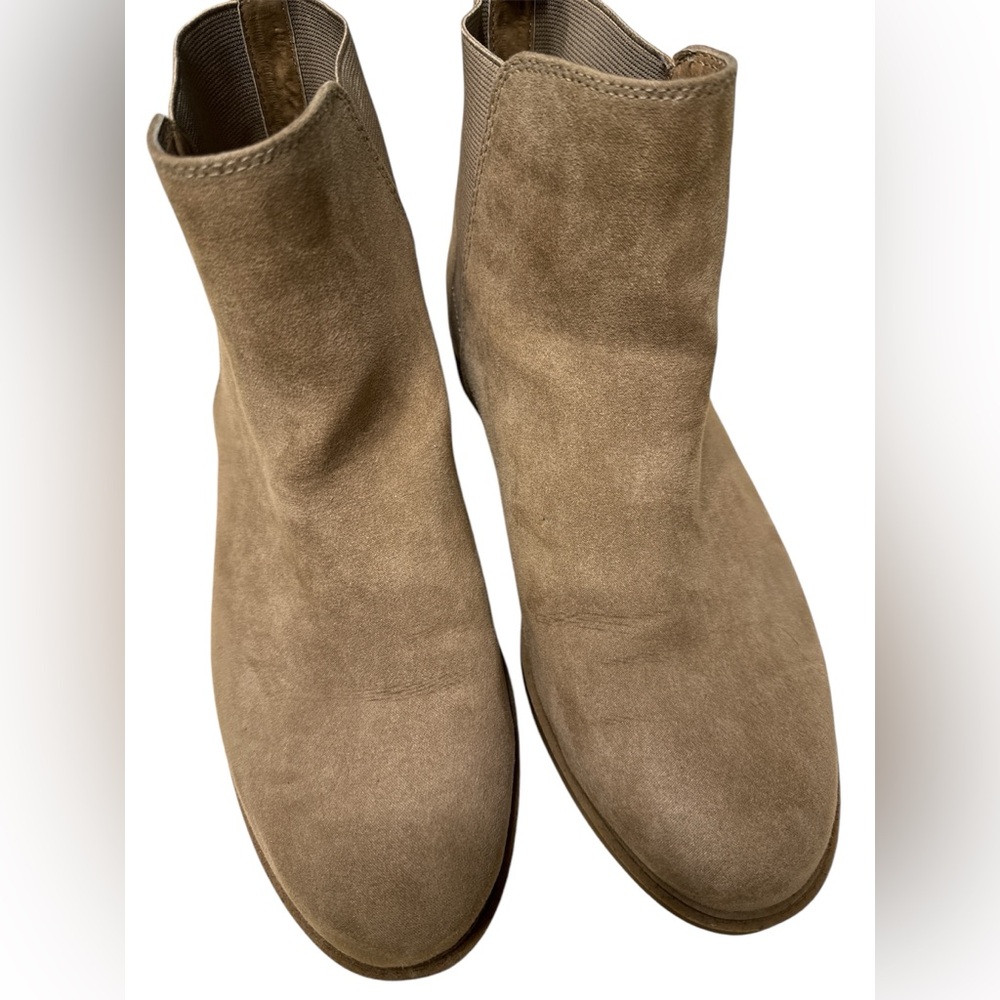 Women’s boots